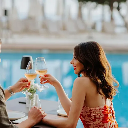 Ξενοδοχείο Louis Ledra 4*