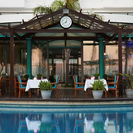 Louis Ledra Otel 4*