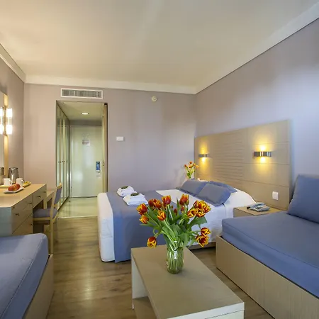 Louis Ledra Hotel 4*