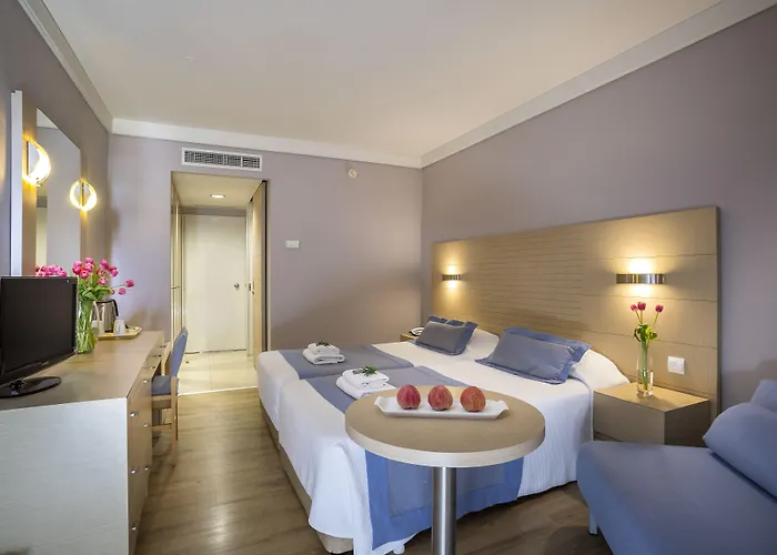 Louis Ledra Hotel 4*