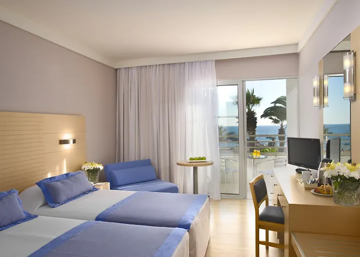 Louis Ledra Hotel 4*