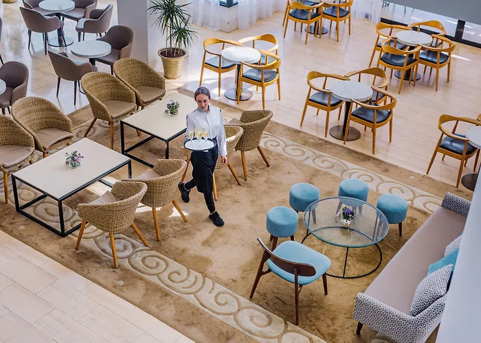 Ξενοδοχείο Louis Ledra 4*