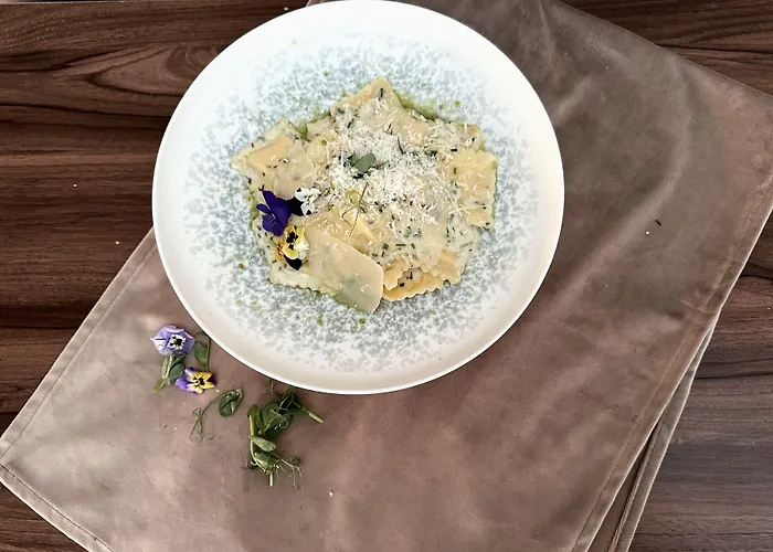 Louis Ledra Szálloda 4*