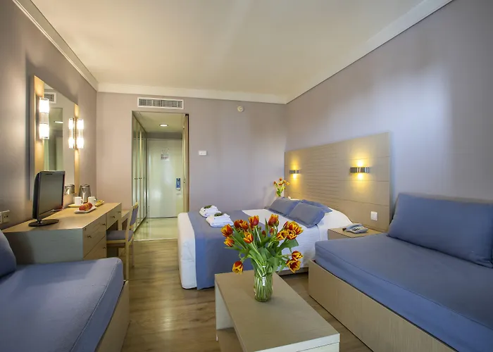 Louis Ledra Hotel 4*